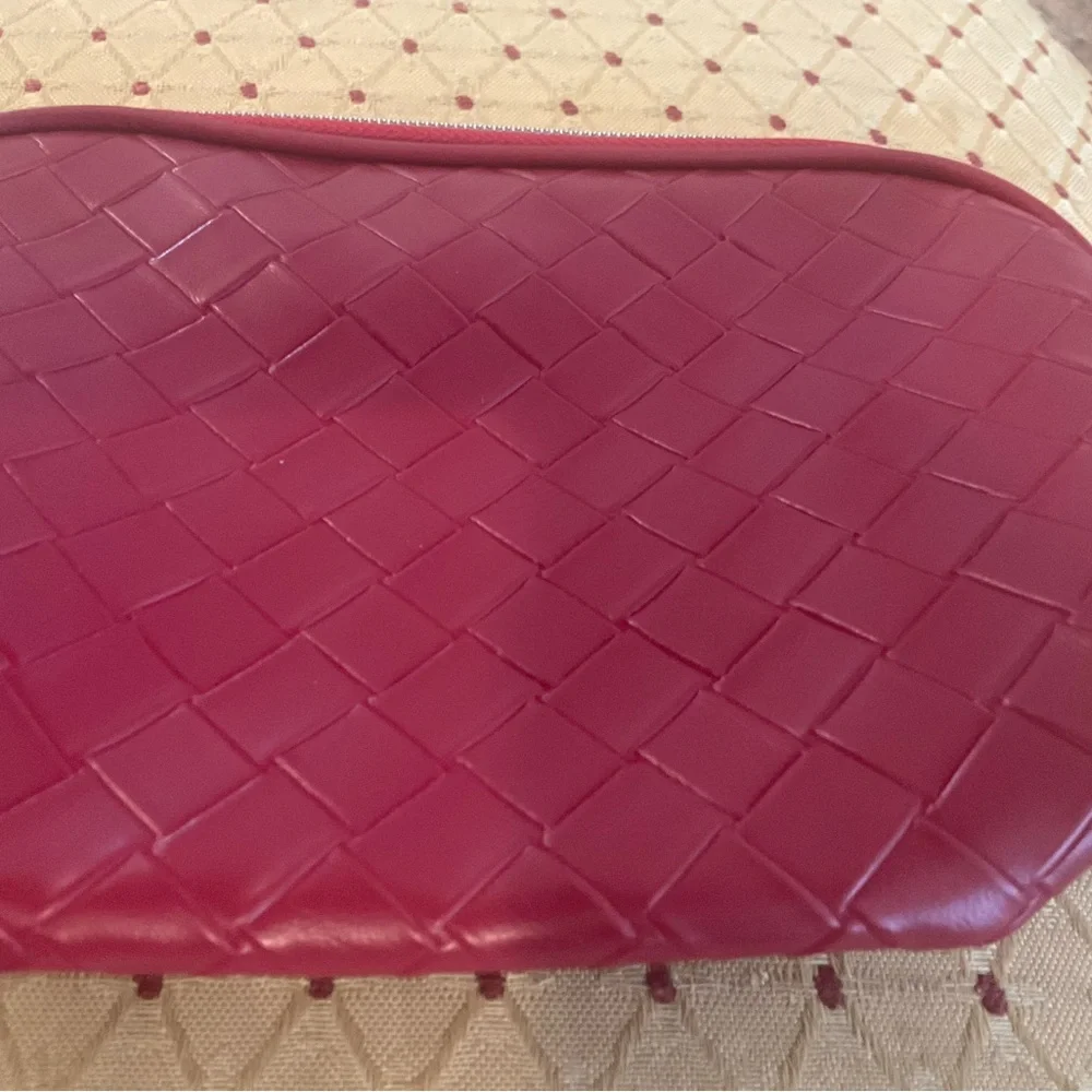 Lancôme Skincare and Makeup Set with Red Quilted Pouch New - Picture 5 of 6